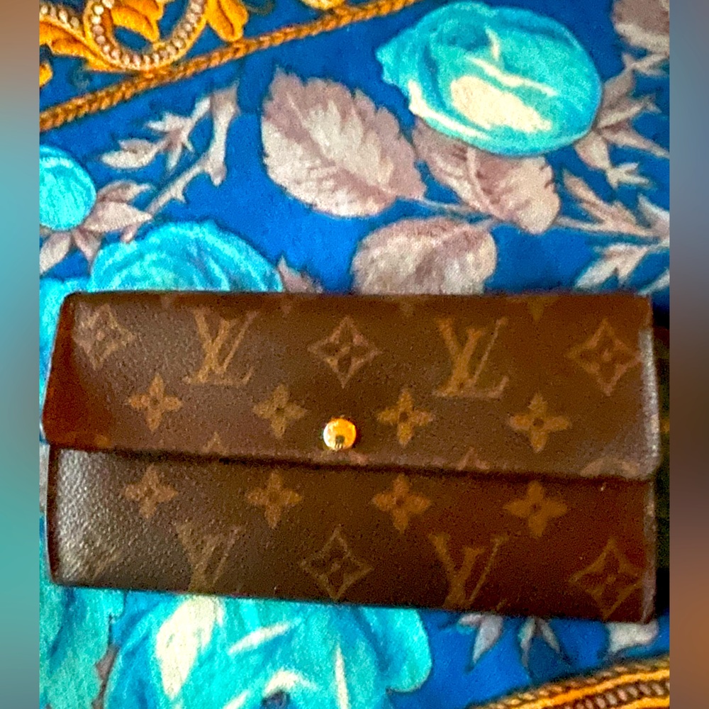 Authentic Louis Vuitton Monogram Long Wallet - image 1